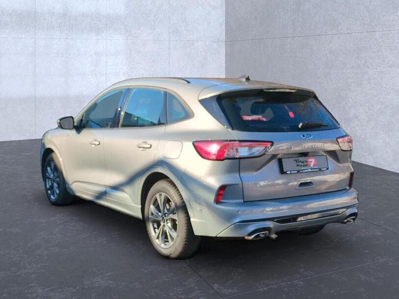 Gebraucht Ford Kuga ST-Line 150 PS (110 kW) 2023 Silber SUV