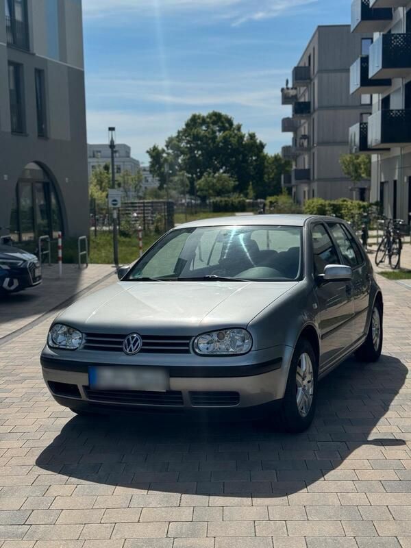 Silber Gebraucht 2001 VW Golf IV Limousine | 2.900 € (Fairer Preis) - Bild 1/4