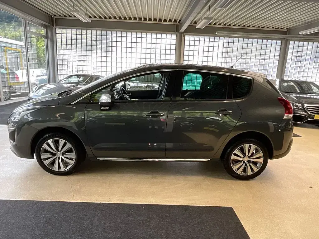 Gebraucht Peugeot 3008 Allure 150 PS (110 kW) 2016 Grau SUV