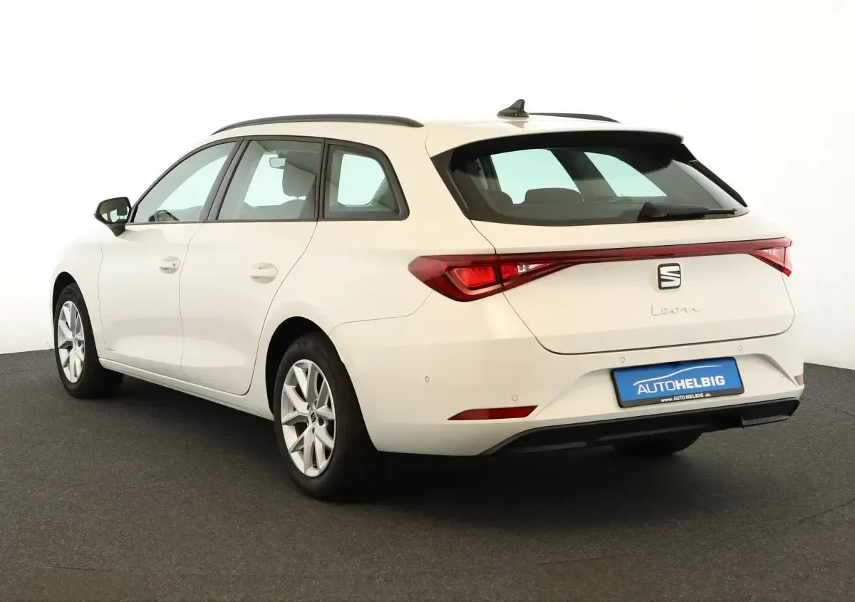 Gebraucht Seat Leon Style 150 PS (110 kW) 2022 White candy