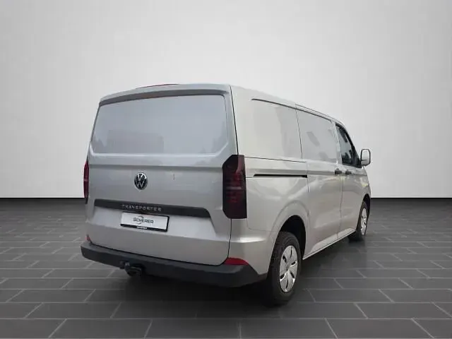 Gebraucht VW T7 150 PS (110 kW) 2026 Light grey metallic (metallic) Van