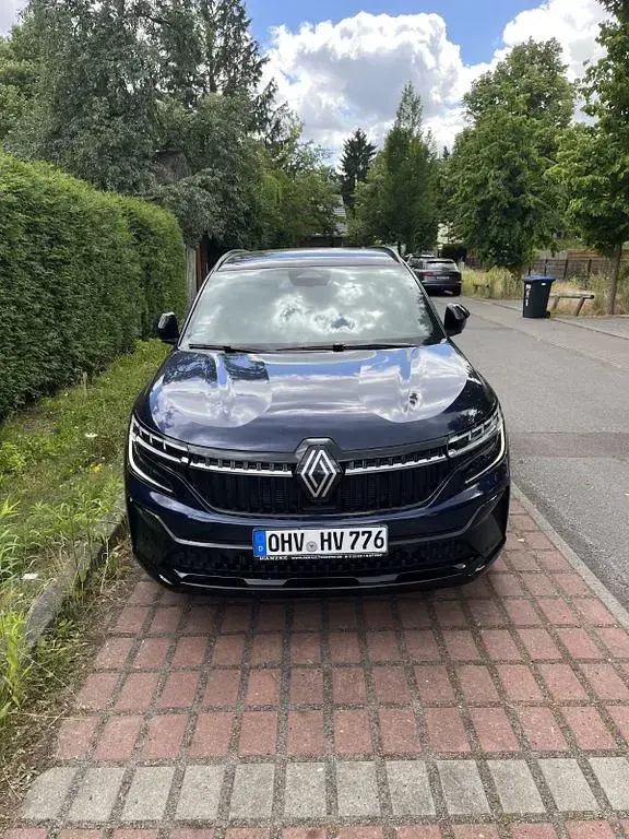 Gebraucht Renault Espace Iconic 200 PS (147 kW) 2023 Blau Limousine