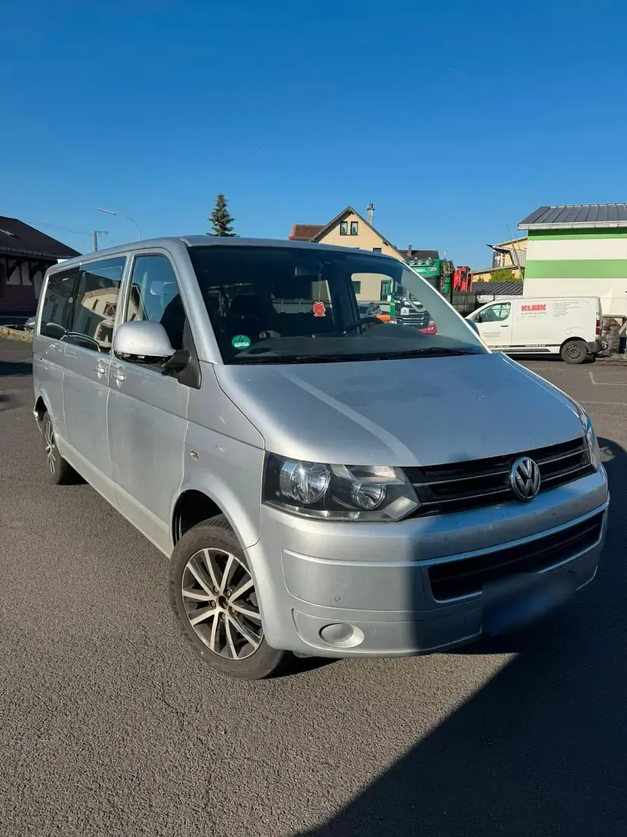 Occasion VW Caravelle 140 ch (102 kW) 2012 Argent Van