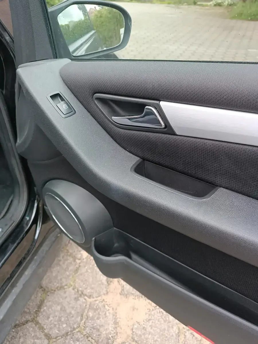 Gebraucht Mercedes B150 95 PS (69 kW) 2007 Schwarz Van / Kleinbus