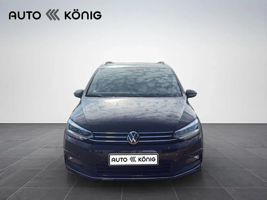 Gebraucht VW Touran Highline 150 PS (110 kW) 2024 Schwarz Van / Kleinbus