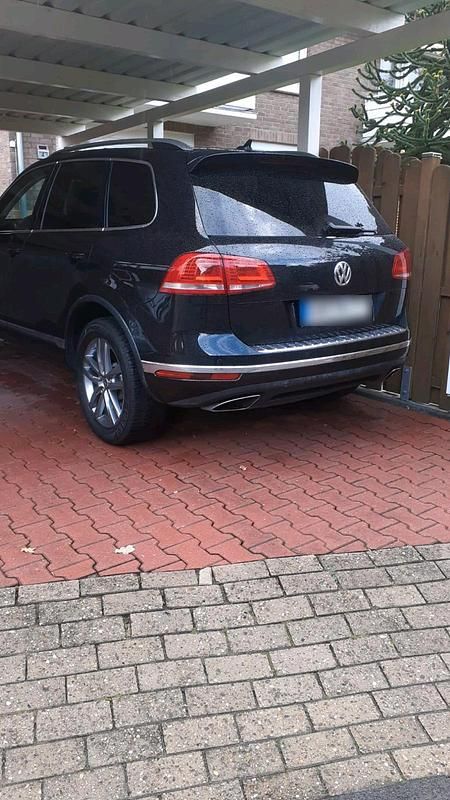 Gebraucht VW Touareg 262 PS (192 kW) 2016 Schwarz SUV