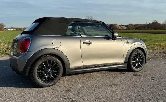 Gebraucht Mini Cooper Cabriolet 136 PS (100 kW) 2019 Grau Cabrio