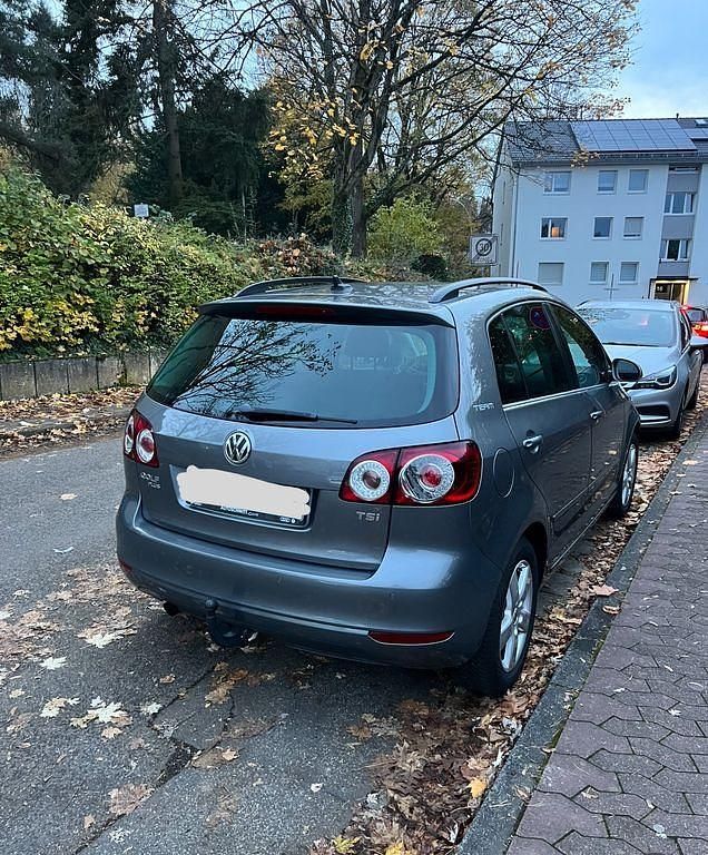 Grau Gebraucht 2011 VW Golf Plus Team Van / Kleinbus | 7.400 € (Fairer Preis) - Bild 1/4