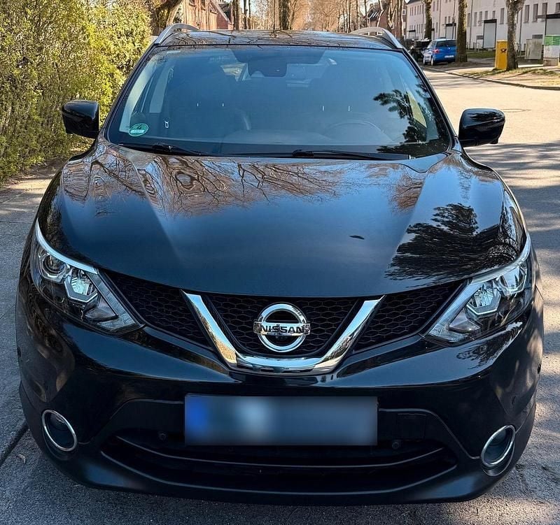 Gebraucht Nissan Qashqai 360º 163 PS (119 kW) 2016 Schwarz SUV