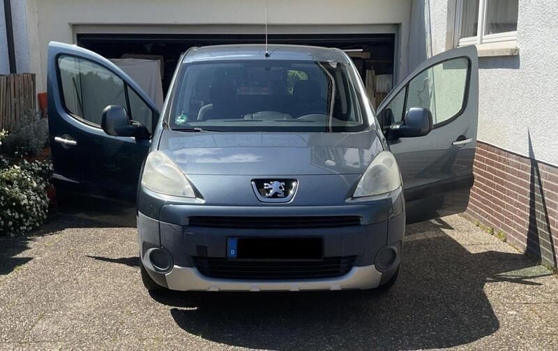 Andere außenfarben Gebraucht 2011 Peugeot Partner Van / Kleinbus | 14.500 € - Bild 1/4