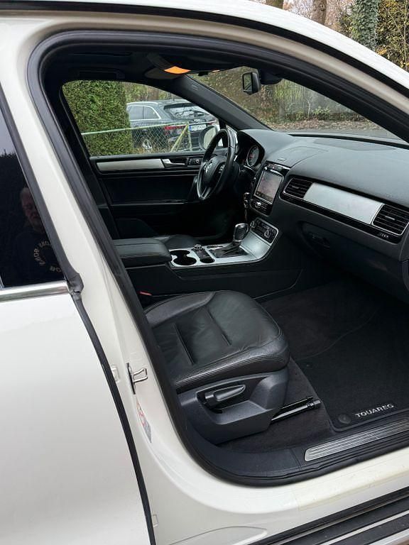 Gebraucht VW Touareg 239 PS (175 kW) 2010 Weiß SUV