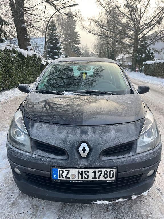 Blau Gebraucht 2005 Renault Clio II Authentique Limousine | 2.499 € (Fairer Preis) - Bild 1/4