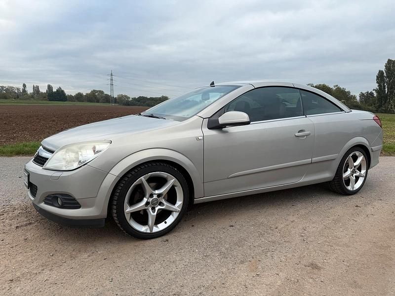 Gold Gebraucht 2008 Opel Astra Cabriolet Cabrio | 1.700 € (Guter Preis) - Bild 1/4