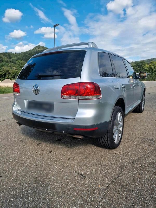 Gebraucht VW Touareg 313 PS (230 kW) 2005 Silber SUV