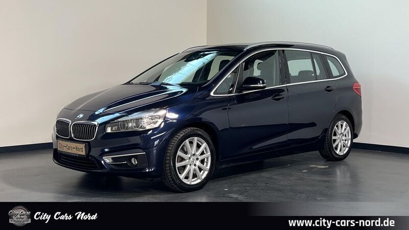 Blau Gebraucht 2015 BMW 220 Luxury Line Van / Kleinbus | 15.999 € (Fairer Preis) - Bild 1/4