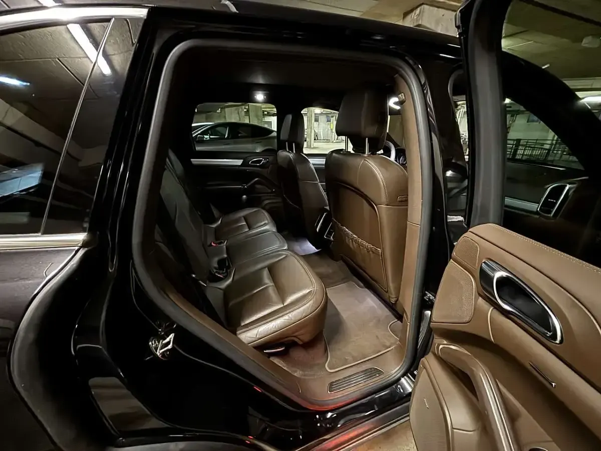 Gebraucht Porsche Cayenne S 385 PS (283 kW) 2015 Schwarz SUV