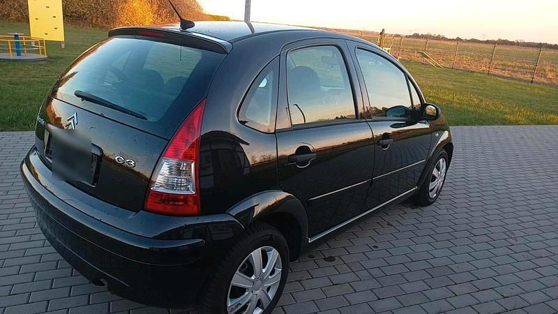 Gebraucht Citroën C3 75 PS (55 kW) 2009 Schwarz Kleinwagen