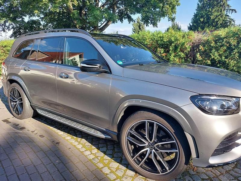 Silber Gebraucht 2022 Mercedes GLS400 SUV | 78.500 € (Guter Preis) - Bild 1/4