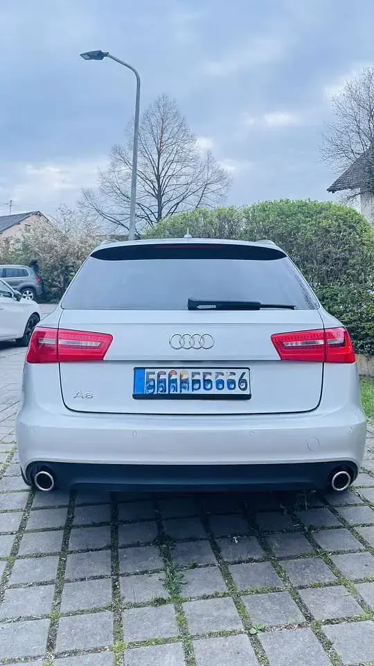 Gebraucht Audi A6 204 PS (150 kW) 2012 Grau Kombi