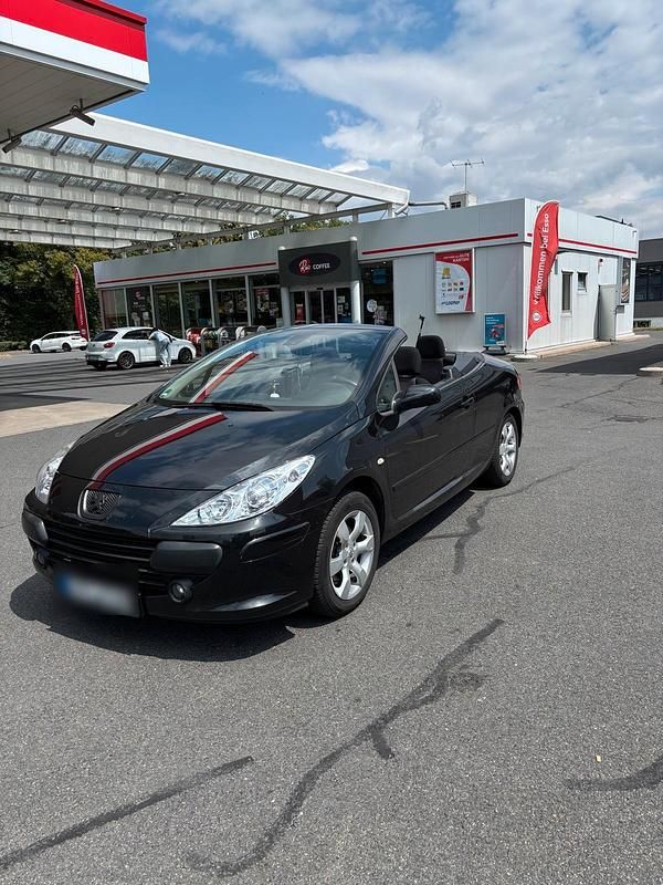 Schwarz Gebraucht 2006 Peugeot 307 CC Cabrio | 2.200 € (Guter Preis) - Bild 1/4