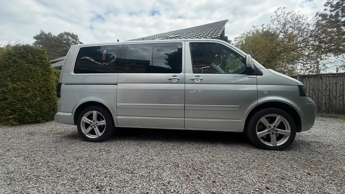 Gebraucht VW Multivan 174 PS (127 kW) 2008 Silber Van / Kleinbus