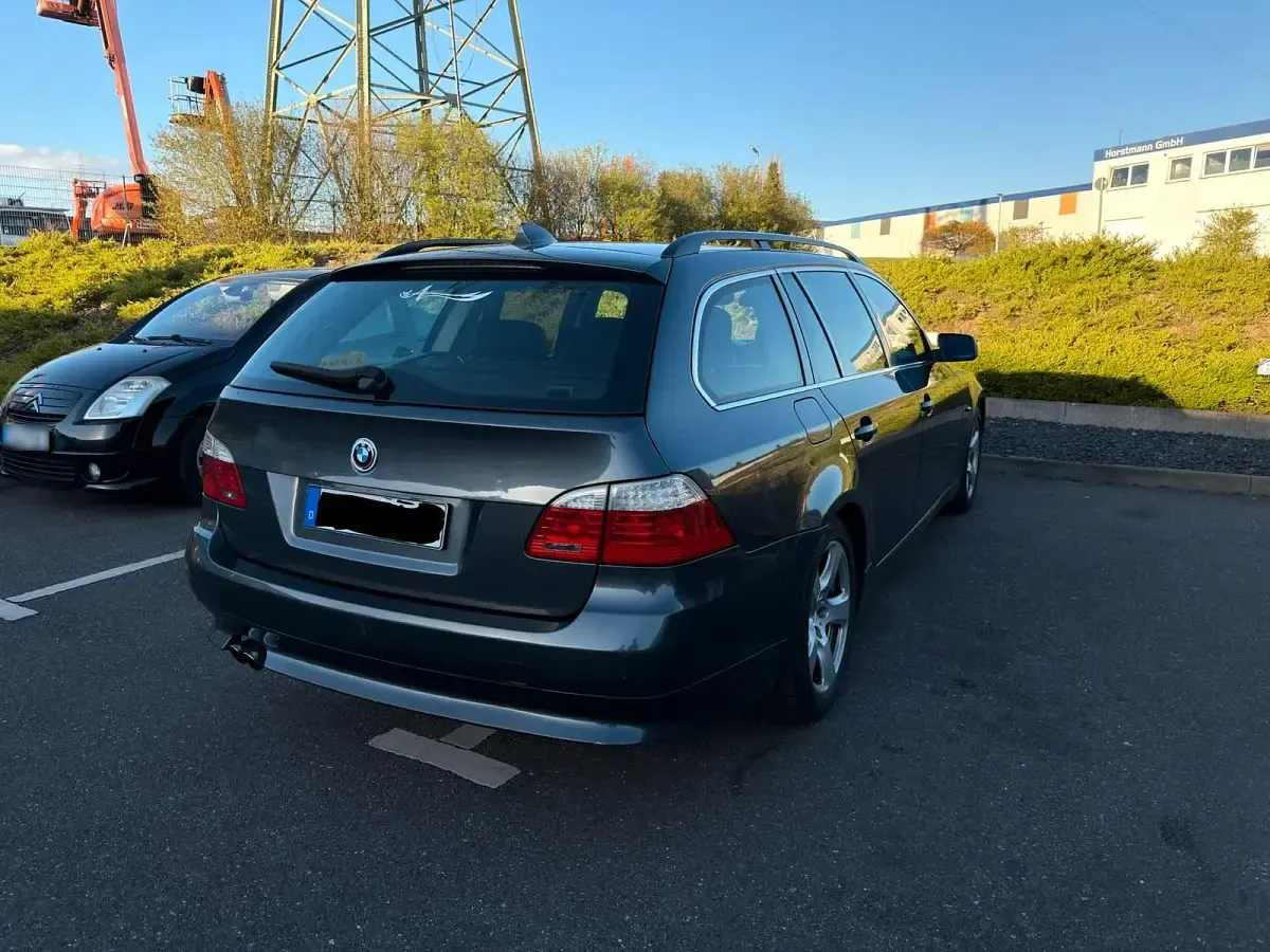 Używany BMW 530 235 KM (172 kW) 2008 Szary Kombi