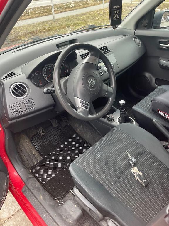 Gebraucht Suzuki Swift Club 92 PS (67 kW) 2006 Rot Kleinwagen