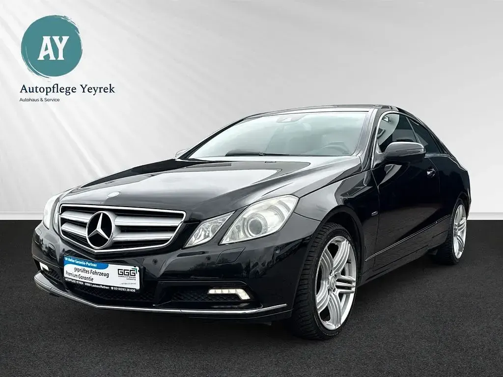 Gebraucht Mercedes E350 231 PS (169 kW) 2009 Schwarz Coupé