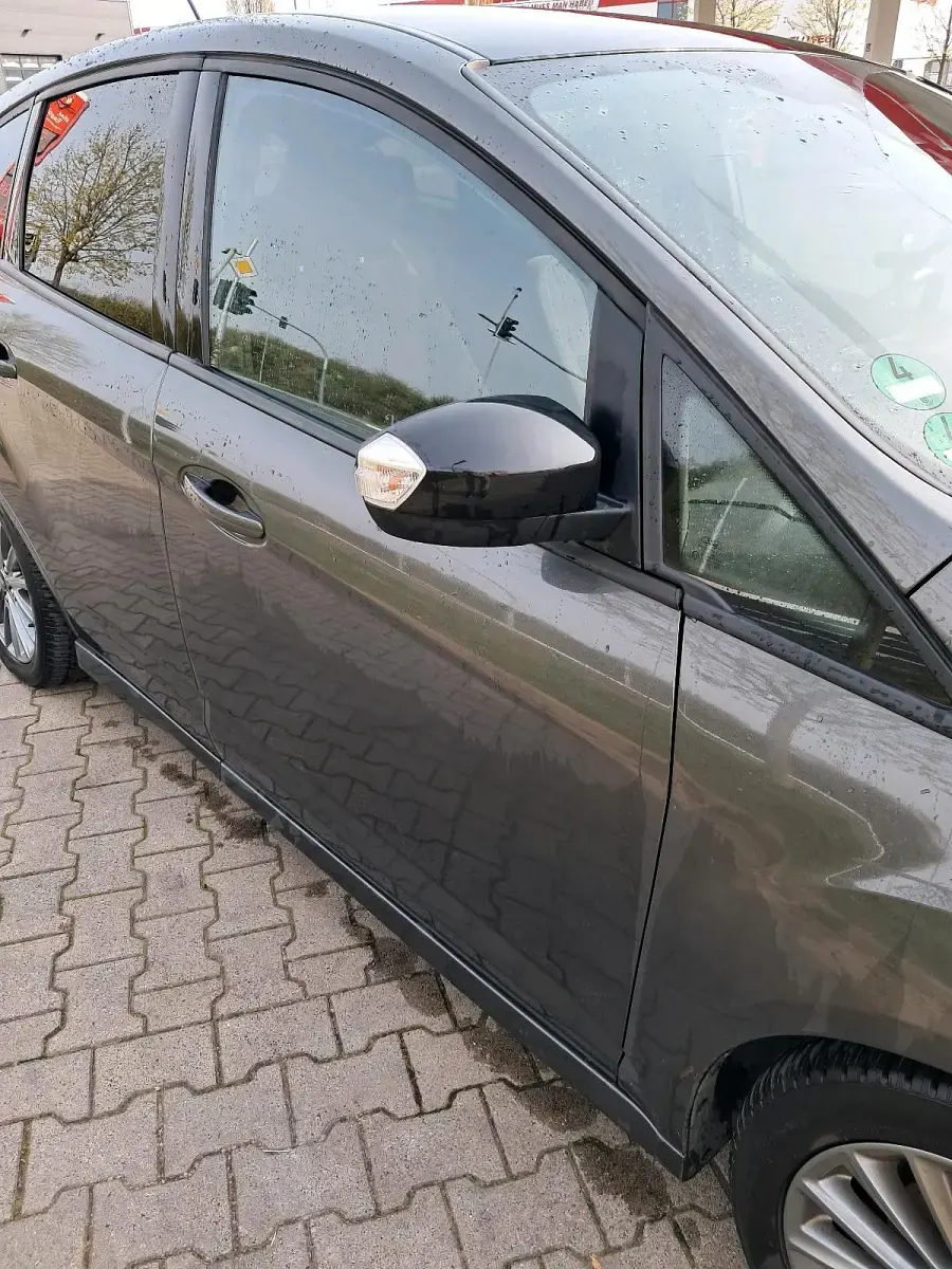 Gebraucht Ford C-MAX 150 PS (110 kW) 2019 Braun Van / Kleinbus