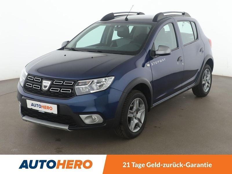 Blau Gebraucht 2019 Dacia Sandero Prestige Kleinwagen | 10.720 € (Fairer Preis) - Bild 1/3