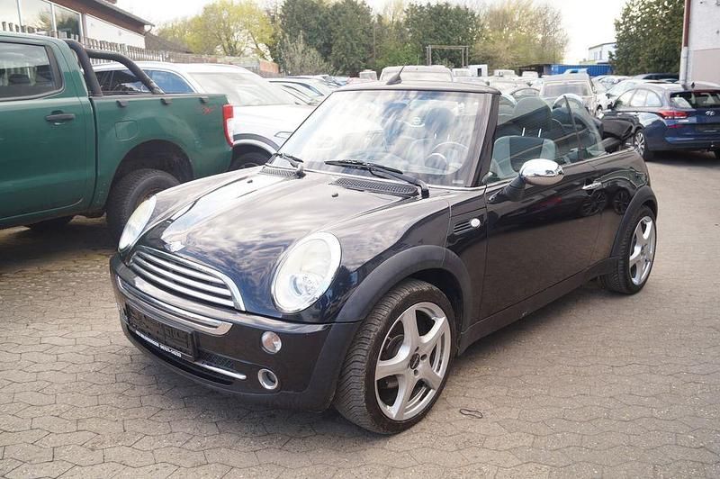 Usado Mini Cooper Cabriolet 116 HP (85 kW) 2007 Preto Cabrios
