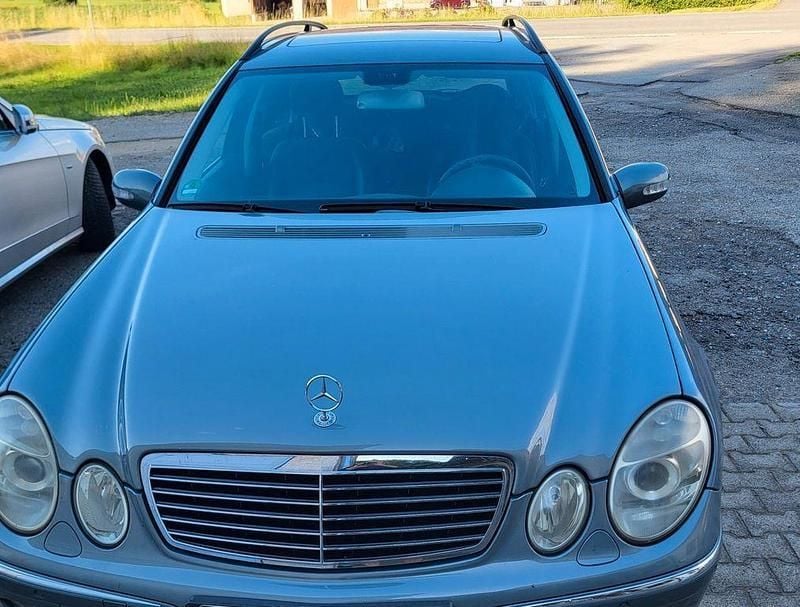 Gebraucht 2005 Mercedes E200 Avantgarde Kombi | 1.750 € (Superpreis) - Bild 1/4
