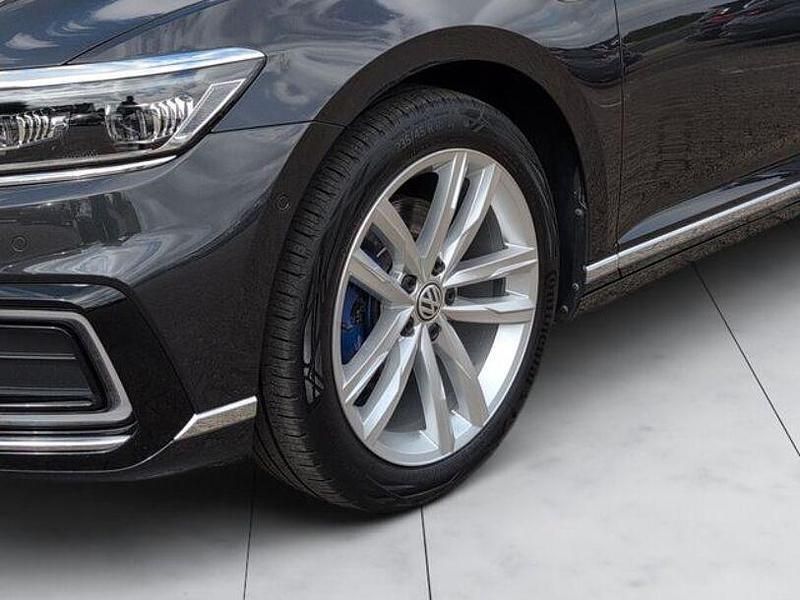 Gebraucht VW Passat GTE 218 PS (160 kW) 2020 Grau Kombi