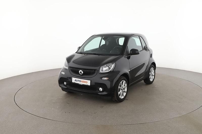 Schwarz Gebraucht 2016 Smart ForTwo Coupé Basis Coupé | 8.320 € (Superpreis) - Bild 1/3