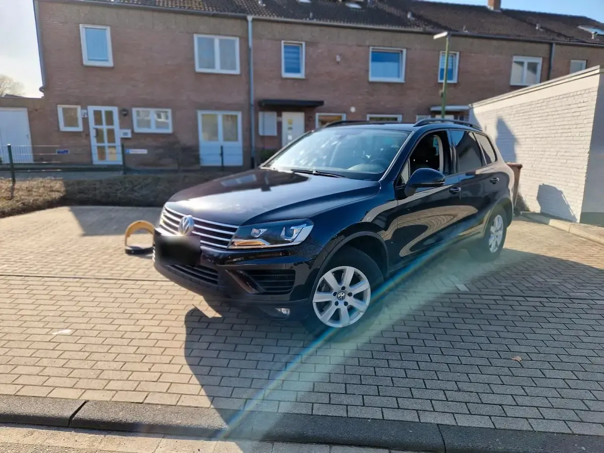 Usata VW Touareg 204 CV (150 kW) 2015 Nero SUV