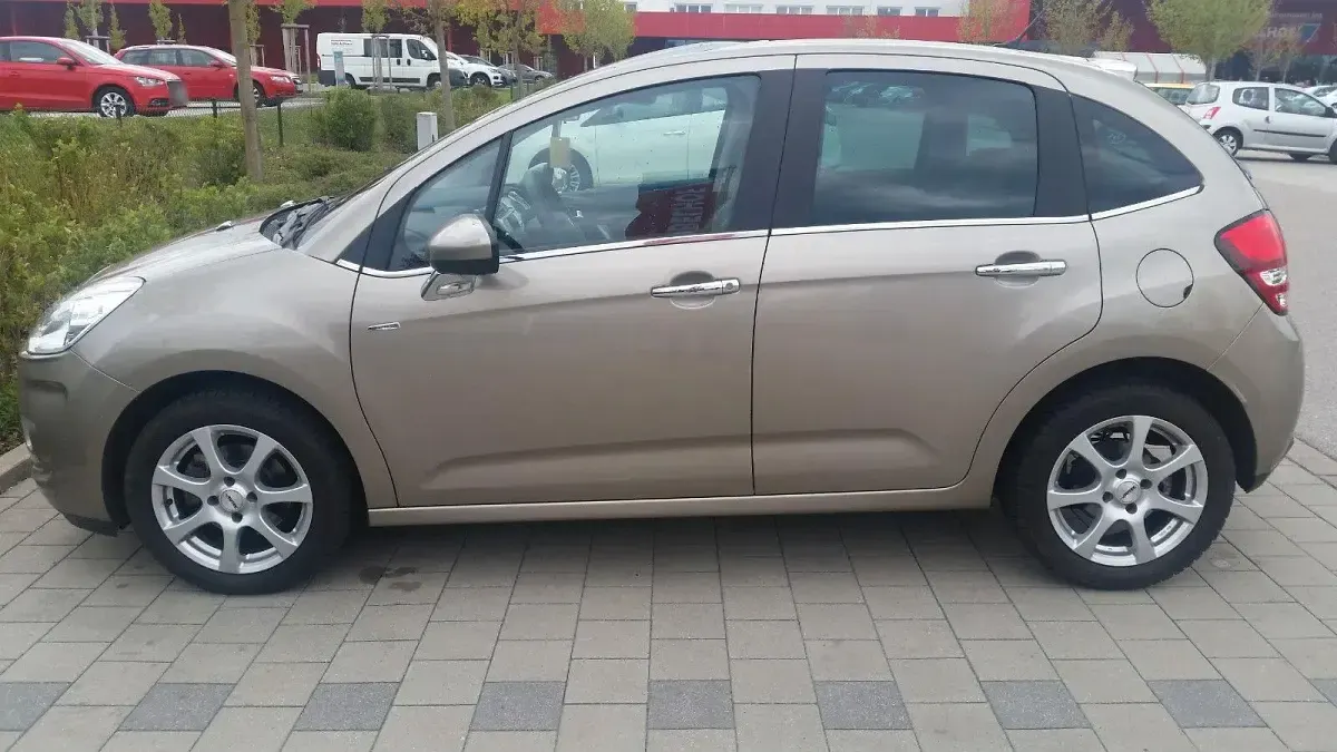 Usata Citroën C3 Exclusive 120 CV (88 kW) 2010 Beige Berlina