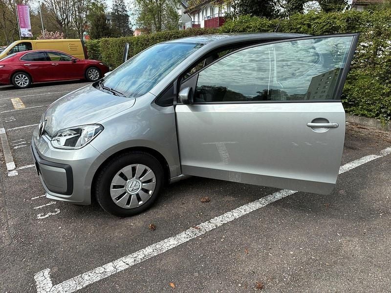 Second-hand VW up! Move 65 CP (47 kW) 2024 Gri Hatchback