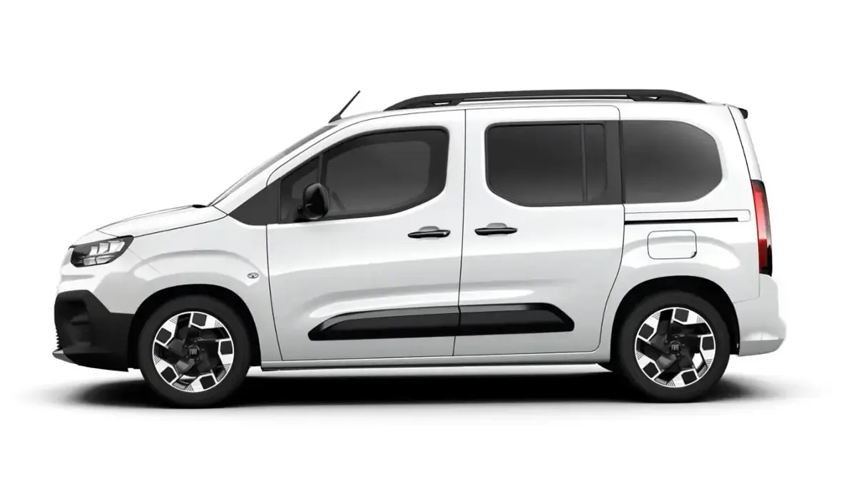 Neu Fiat Qubo La Prima 131 PS (96 kW) 2026 Gelato weiß Van / Kleinbus
