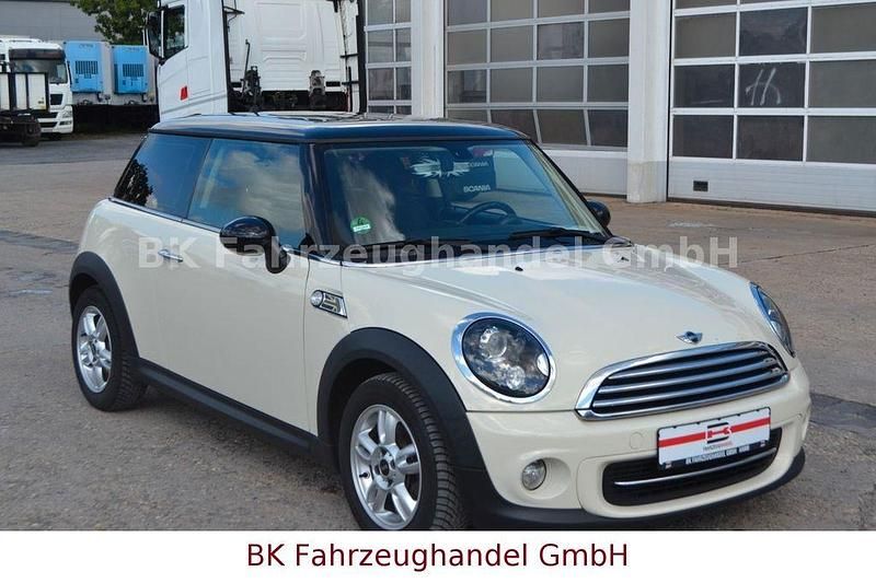Weiß Gebraucht 2012 Mini Cooper Kleinwagen | 6.490 € (Superpreis) - Bild 1/4