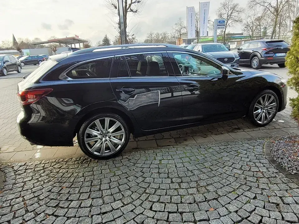 Gebraucht Mazda 6 Takumi-Line 194 PS (142 kW) 2023 Jet black (metallic) Kombi