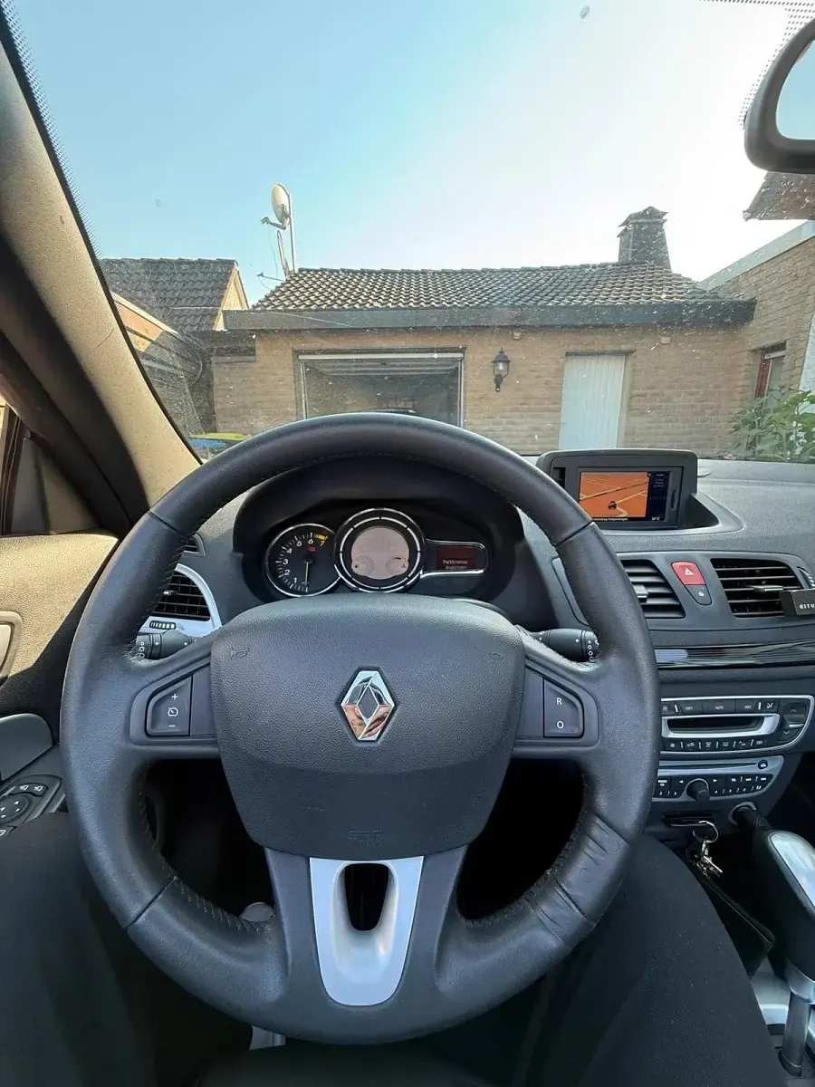 Gebraucht Renault Mégane Cabriolet 140 PS (102 kW) 2010 Schwarz Cabrio