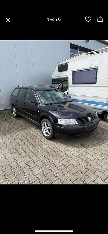 Schwarz Gebraucht 2002 VW Passat Kombi | 750 € (Superpreis) - Bild 1/4