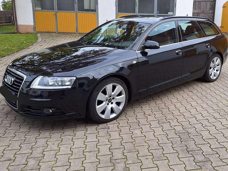 Schwarz Gebraucht 2005 Audi A6 Kombi | 2.800 € (Guter Preis) - Bild 1/4