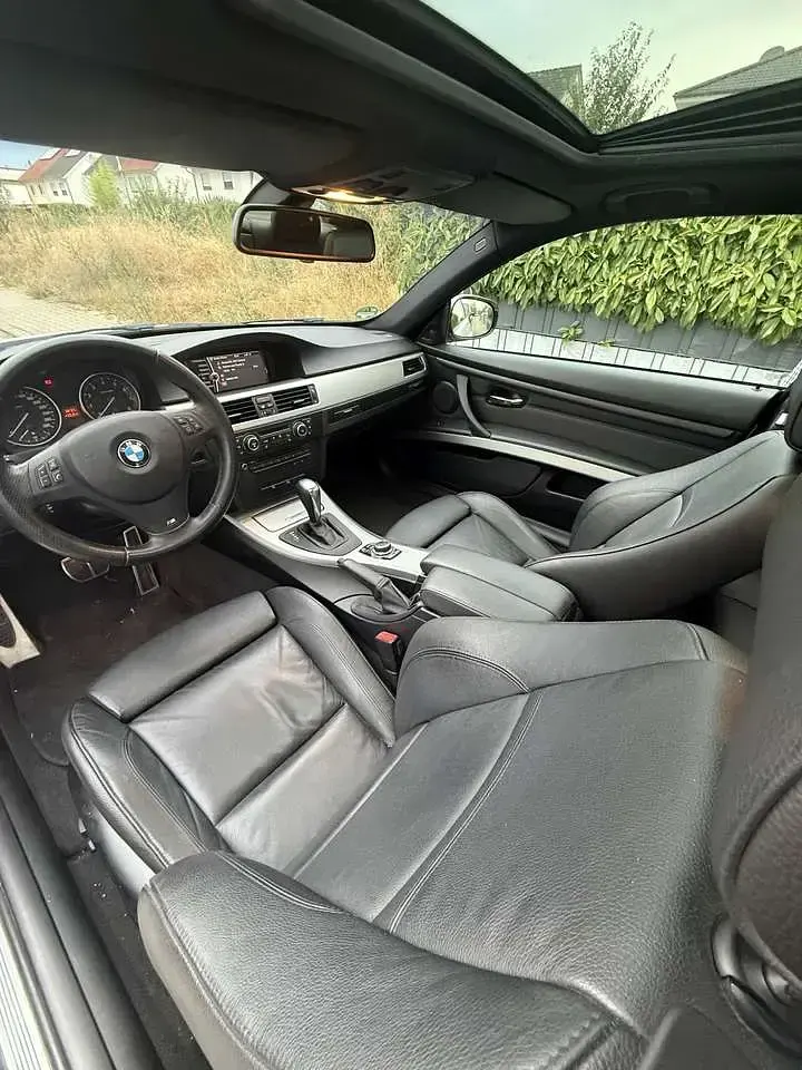 Gebraucht BMW 325 Comfort Edition 218 PS (160 kW) 2011 Weiß Coupé