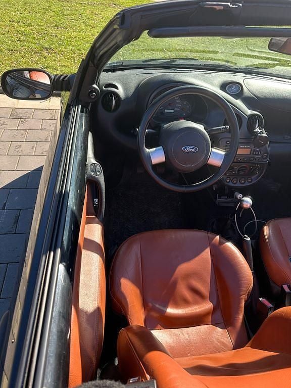 Gebraucht Ford StreetKa 95 PS (69 kW) 2003 Schwarz Cabrio