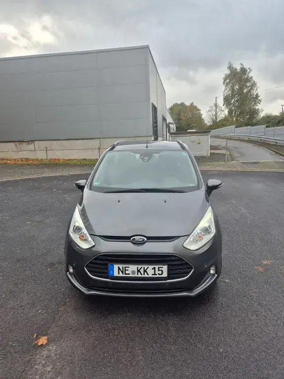 Gebraucht Ford B-MAX Titanium 101 PS (74 kW) 2017 Grau Van / Kleinbus