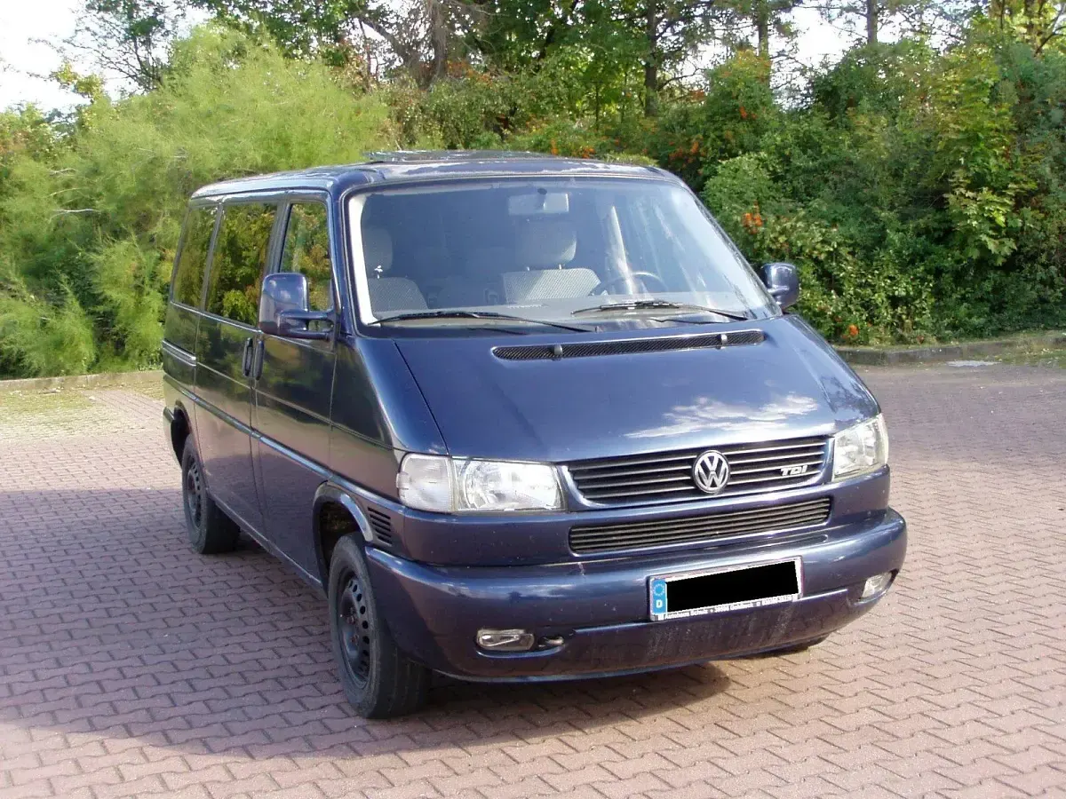 Gebraucht VW T4 102 PS (75 kW) 1997 Blau Van