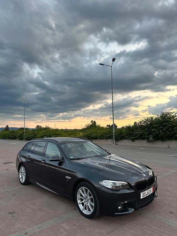 Grau Gebraucht 2014 BMW 535 Kombi | 14.999 € (Fairer Preis) - Bild 1/4