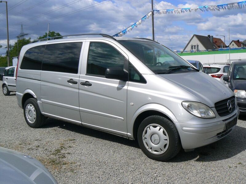 Silber Gebraucht 2010 Mercedes Vito Van / Kleinbus | 6.390 € (Etwas zu teuer) - Bild 1/4