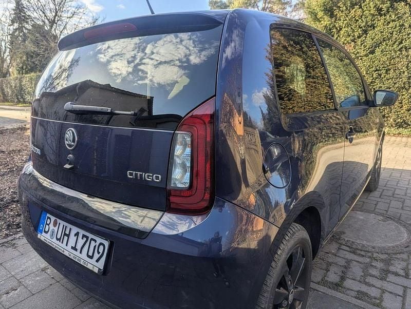 Gebraucht Skoda Citigo Style 75 PS (55 kW) 2016 Violet Kleinwagen